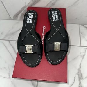 Salvatore Ferragamo Women’s Rubber Sandal